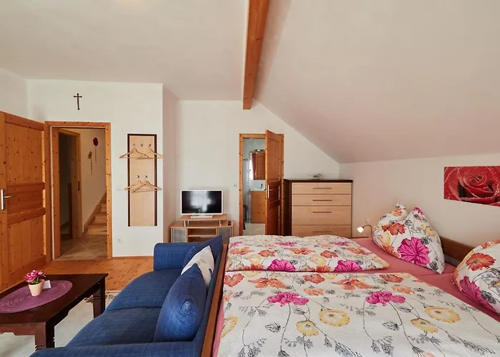 Asbacher Klosterkeller Guest house